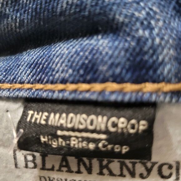 NWT BLANKNYC Jeans Womens 29 The Madison Crop Hi-Rise Distressed Light Blue - Picture 11 of 12